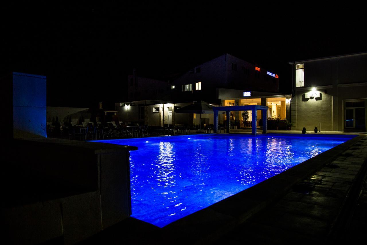 Hotel Restaurant Elite Drobeta Turnu Severin Exterior photo
